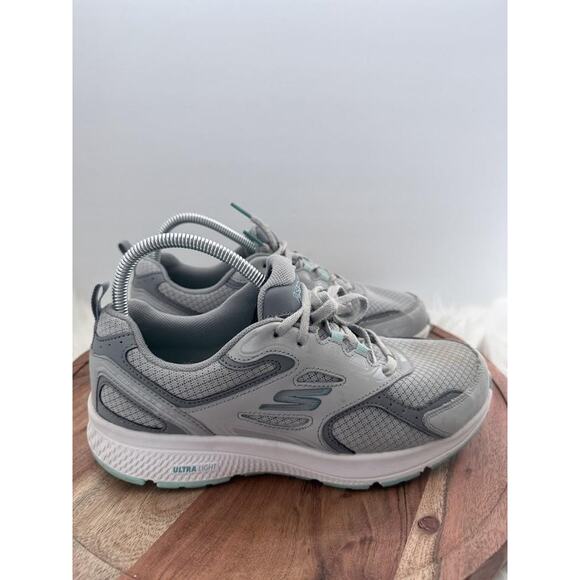 Skechers GoRun Consistent Shoes Womens Size 9.5 Gray Teal Goga Mat 128075 GYTQ - Picture 1 of 13